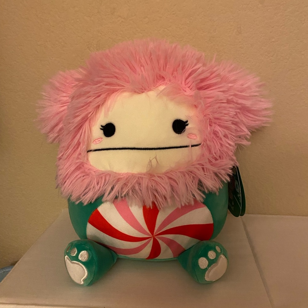 8” Astrud Squishmallow